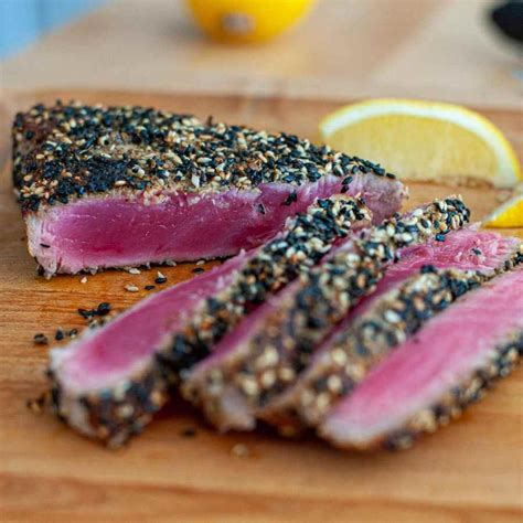 Seared Tuna Steak Recipe (How to Sear Ahi Tuna) - Joe's Healthy Meals