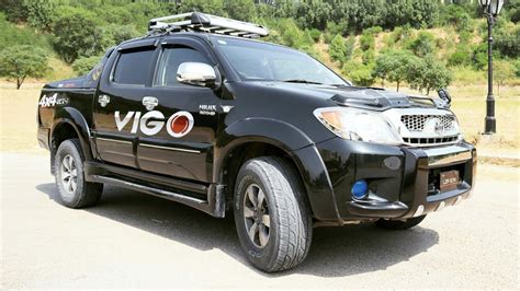 Toyota Hilux Vigo. Detailed Review: Price, Specifications & Features ...