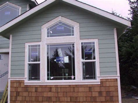 Pricing Guide: How Much Does Vinyl Siding Cost?