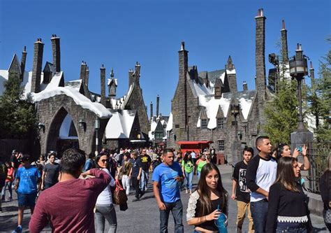 Guide to Wizarding World of Harry Potter at Universal Studios Hollywood