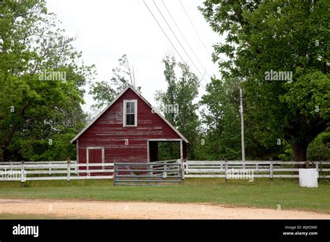 Historic building in Monroe County, Alabama Stock Photo - Alamy