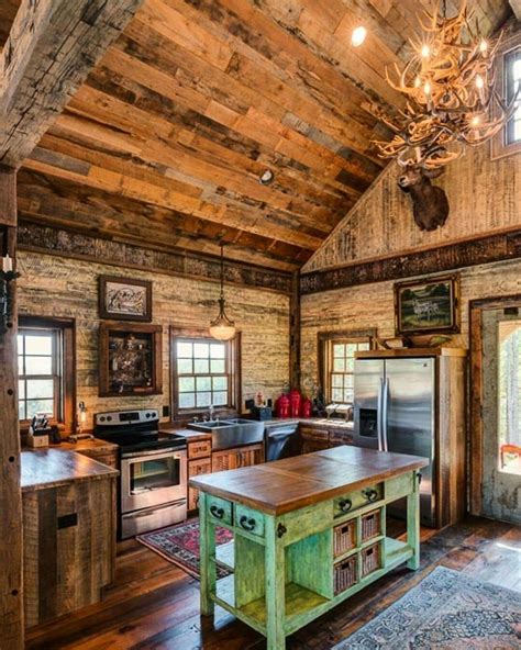 44 Stunning Cabin Kitchen Decoration Ideas http://coziem.com/index.php ...