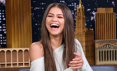 Zendaya Wants a Guy to Make Her Laugh So Hard She Pees Her Pants