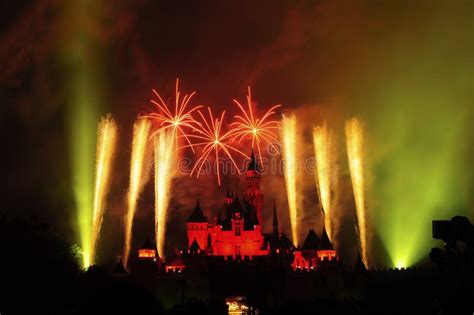 Feu D'artifice Du `s De Disney Image éditorial - Image du architecture ...