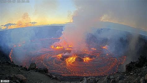 Hawaii's Mount Kilauea volcano has erupted again. Watch it live : NPR