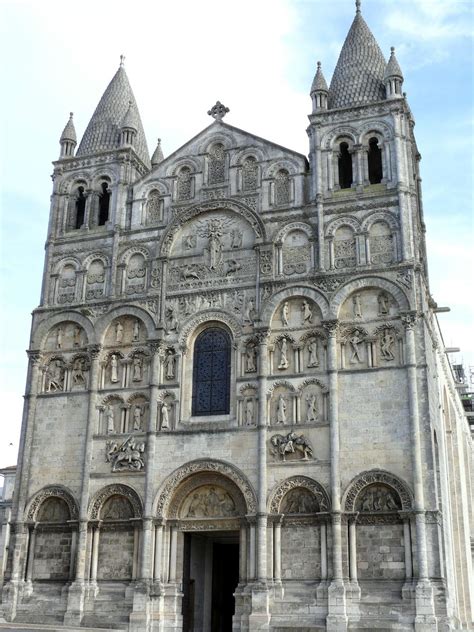 Angouleme Cathedral (Angoulême) | Structurae