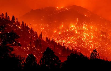 Nouveau feu de forêt hors de contrôle dans le nord de la Californie ...