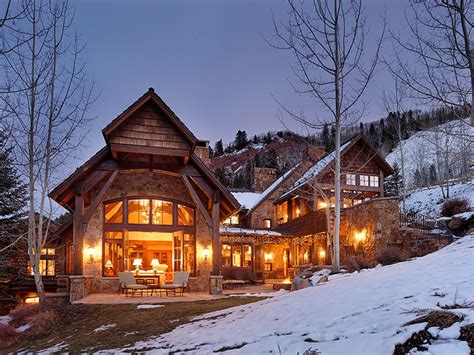 Ski In & Ski Out of These Dream Mountain Homes