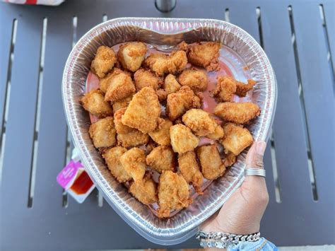 Chick-fil-A's Heart Shaped Trays Are Back for a Limited Time (Nuggets ...