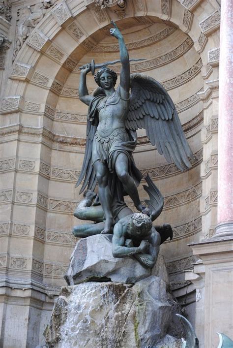 San Miguel Arcángel Jefe de la milicia celestial | Angel sculpture ...