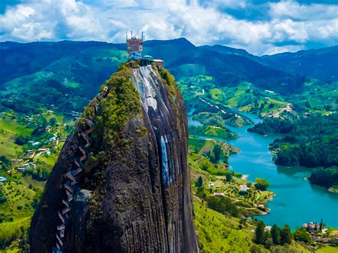 Guatapé uno de los pueblos más coloridos de Colombia - Pa'que Vea Oriente