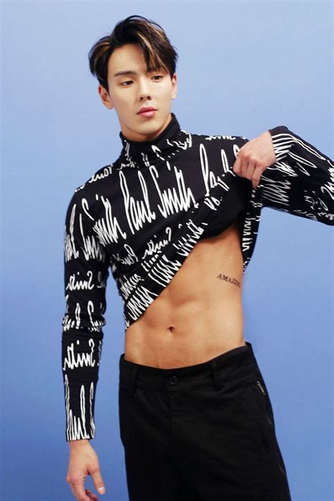 These Are The Top 10 Male K-Pop Idols With The Best Abs, According To ...