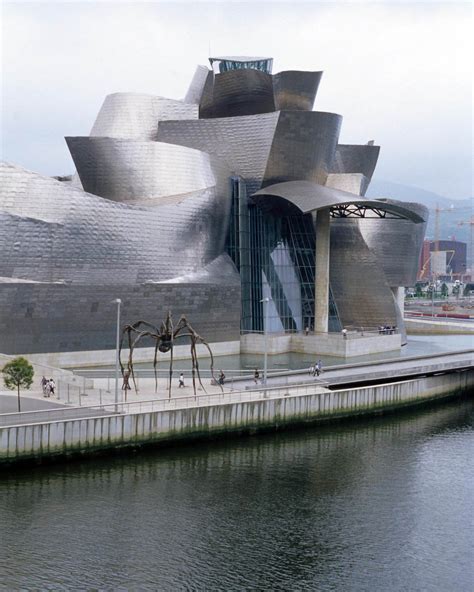 Guggenheim Museum, Bilbao (1 of 2) - Larry Speck