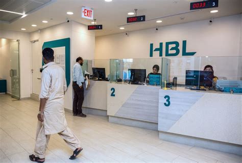 Pakistan’s Biggest Bank HBL Adopts New Platform After Outages - Bloomberg