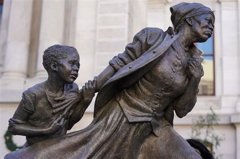 Harriet Tubman deserves a permanent statue in Philly. Few others are ...