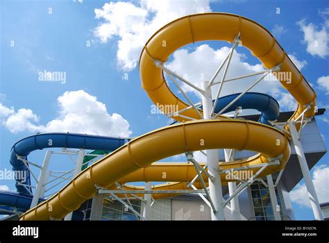 Aquadrome Swimming Pool water slides, Basingstoke Leisure Park Stock ...