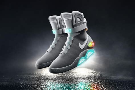 The 4 Most Innovative Nike Sneakers Of 2015 [PHOTOS] – Footwear News