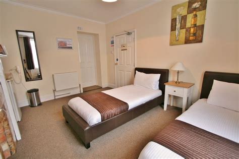 Cheap Hotels in Cheltenham - Roomsbooked