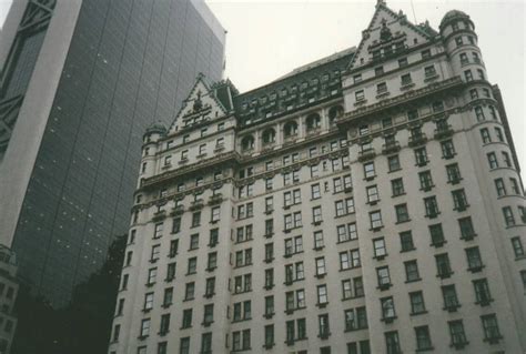 The Story of the Dakota Apartment Building - CitySignal