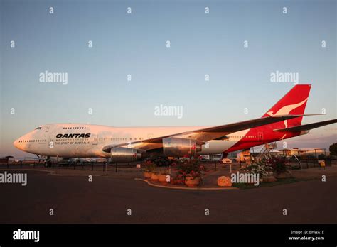 Qantas founders museum longreach hi-res stock photography and images ...