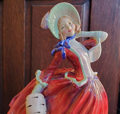 Vintage Royal Doulton Autumn Breezes Figurine Bone China HN1934 Rd No ...