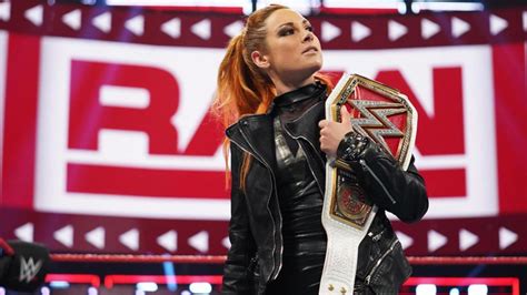 WWE Champion Becky Lynch Announces She’s Pregnant | Den of Geek