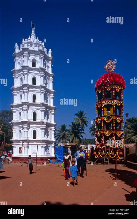 hindu temple ponda india Stock Photo - Alamy