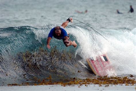 Worst surf wipeouts | Surfing, Surfing waves, Wipe out