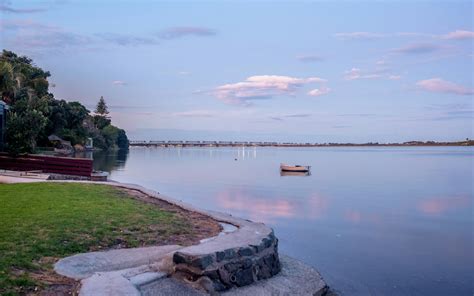 Stay Tauranga Waterfront House with Boat House