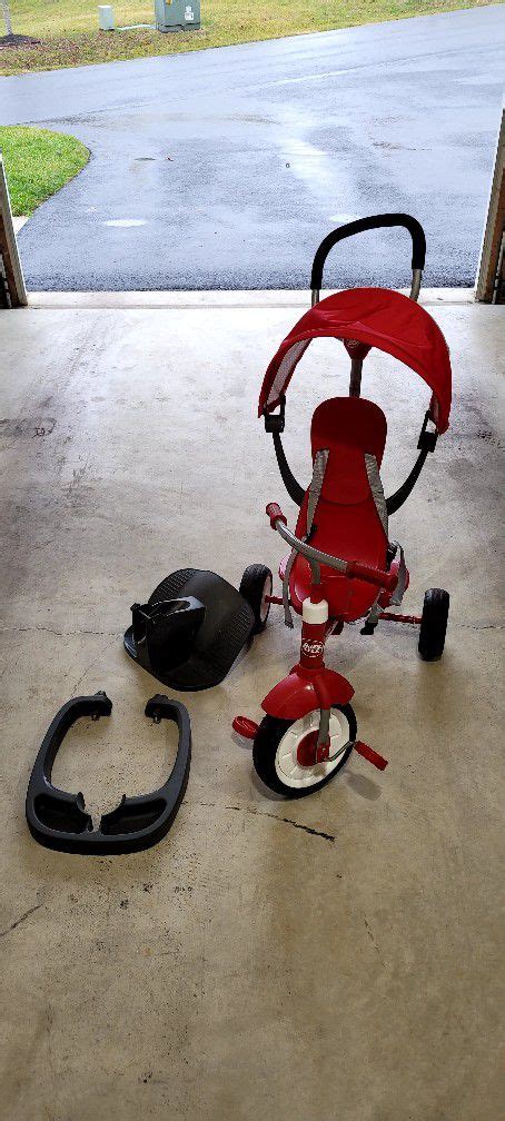 Radio Flyer Adjustable Tricycle for Sale in Laurel, MD - OfferUp