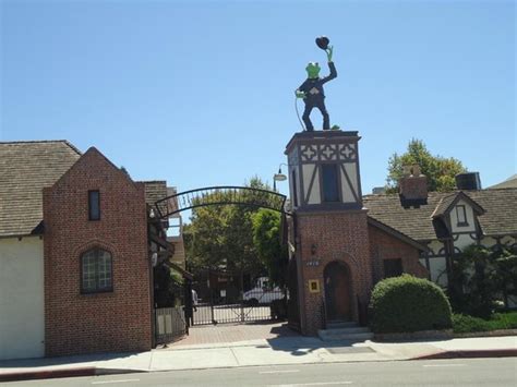 Jim Henson's Muppet studio - Picture of Starline Tours, Los Angeles ...