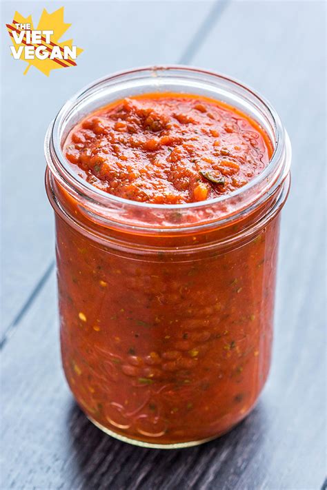 Simple Vegan Pizza Sauce - The Viet Vegan