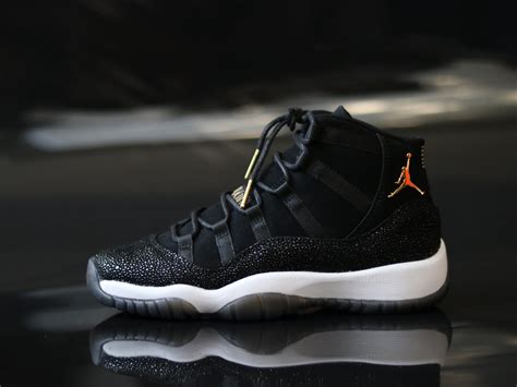 AIR JORDAN 11 RETRO PREM HC (BLACK/METALLIC GOLD) – Fresh Sneaker Boutique