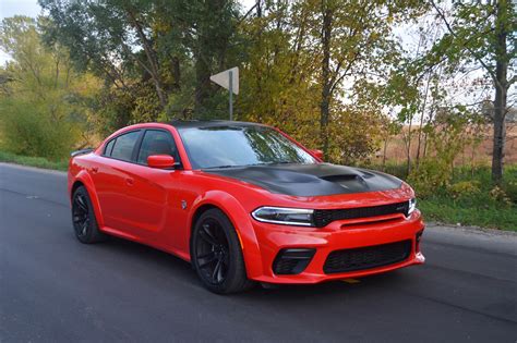 2020 Dodge Charger SRT Hellcat Widebody Review - GTspirit