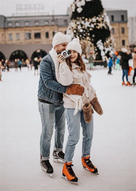 40+ Cute Ice Skating Date Outfits [2023]: What To Wear To An Ice ...