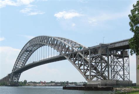 Who should pay to extend Staten Island Rapid Transit across the Bayonne ...