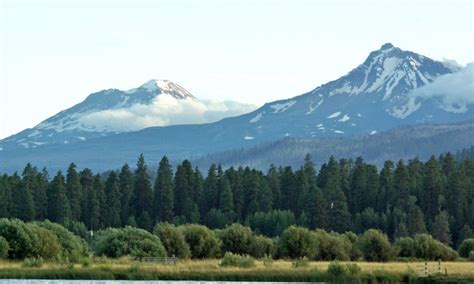 The Three Sisters Mountains, Oregon - AllTrips