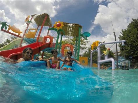 THE 10 CLOSEST Hotels to Leisure World Water Park