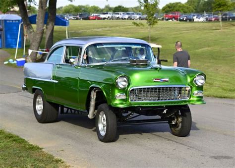 55 Chevy STRAIGHT-AXLE, DualQuad/Fender Well Header/LadderBar Green ...