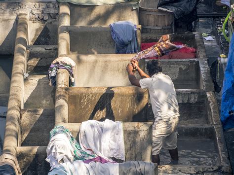 Dhobi Ghat Washer | Dhobi Ghat, Mumbai, India | Dellboyy Art | Flickr