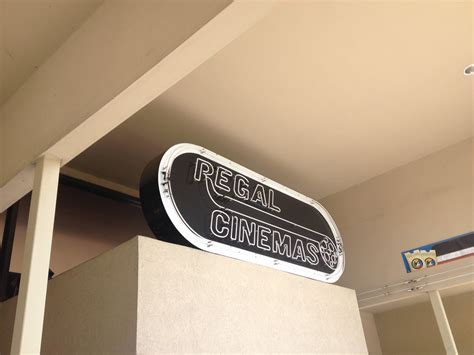 Regal Cinemas Downtown West 8 | greenth1ng | Flickr