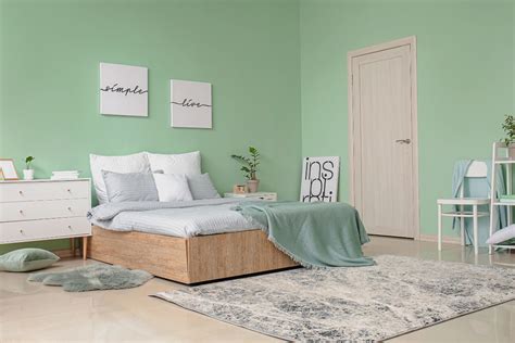 Mint green Pantone for glamorous interior design