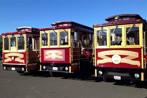 Napa Valley: Full-Day Wine Trolley Tour with Lunch 2024 - Napa & Sonoma