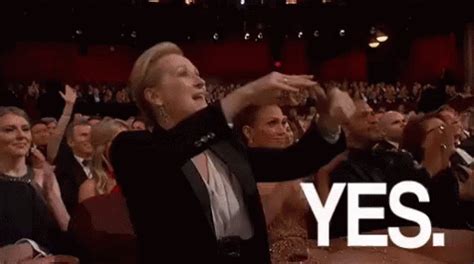 Meryl Streep Yes GIF - Meryl Streep Yes Applause - Discover & Share GIFs