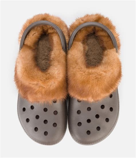 Fur Lined Crocs: 8 Steps (with Pictures)