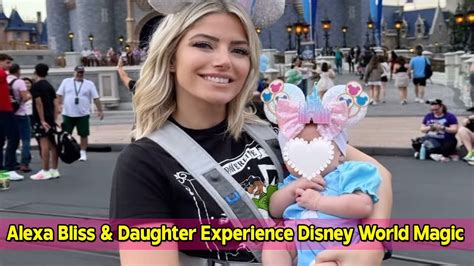 Alexa Bliss and Daughter Experience Disney World Magic for the First ...