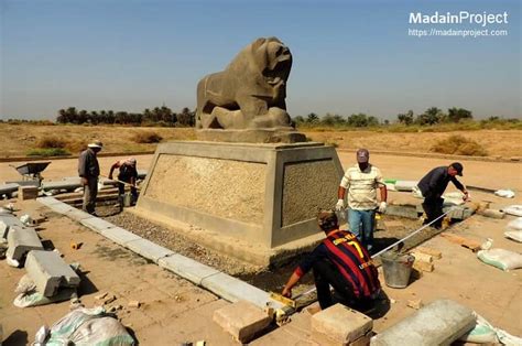 Lion of Babylon (Statue) - Madain Project (en)