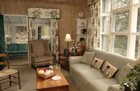 Buckhorn Inn (Gatlinburg, TN) - Resort Reviews - ResortsandLodges.com