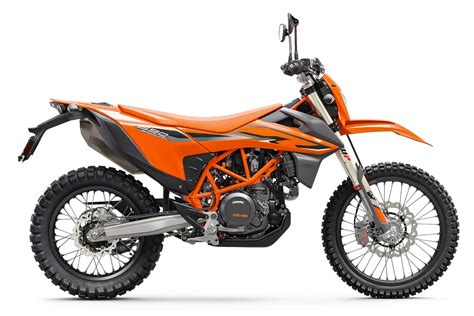 2023 KTM 690 Enduro R Buyer’s Guide [Specs, Price + Photos]