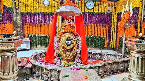 Travel Guide Mahakaleshwar Temple Ujjain Visit From Delhi Tour Package ...